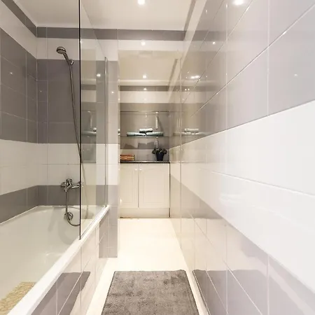 Apartmán Flower 360º - Your Lovely Flat With Pool And Parking *