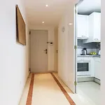 Apartman Flower 360º - Your Lovely Flat With Pool And Parking